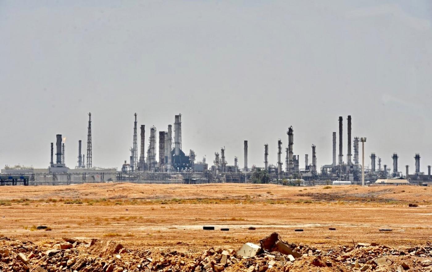 Saudis plan crude oil output increase, begin price war