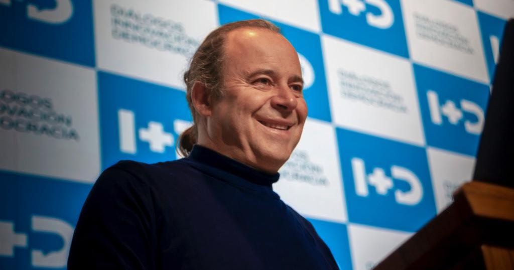 Letter to the Director of Newspaper El Pais in Spain, from Luis Guillermo Echeverri Vélez