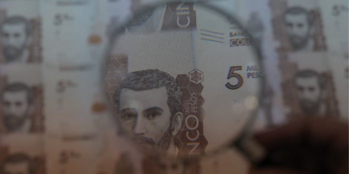 Colombianos en el exterior ya no tienen que pagar el impuesto de Timbre