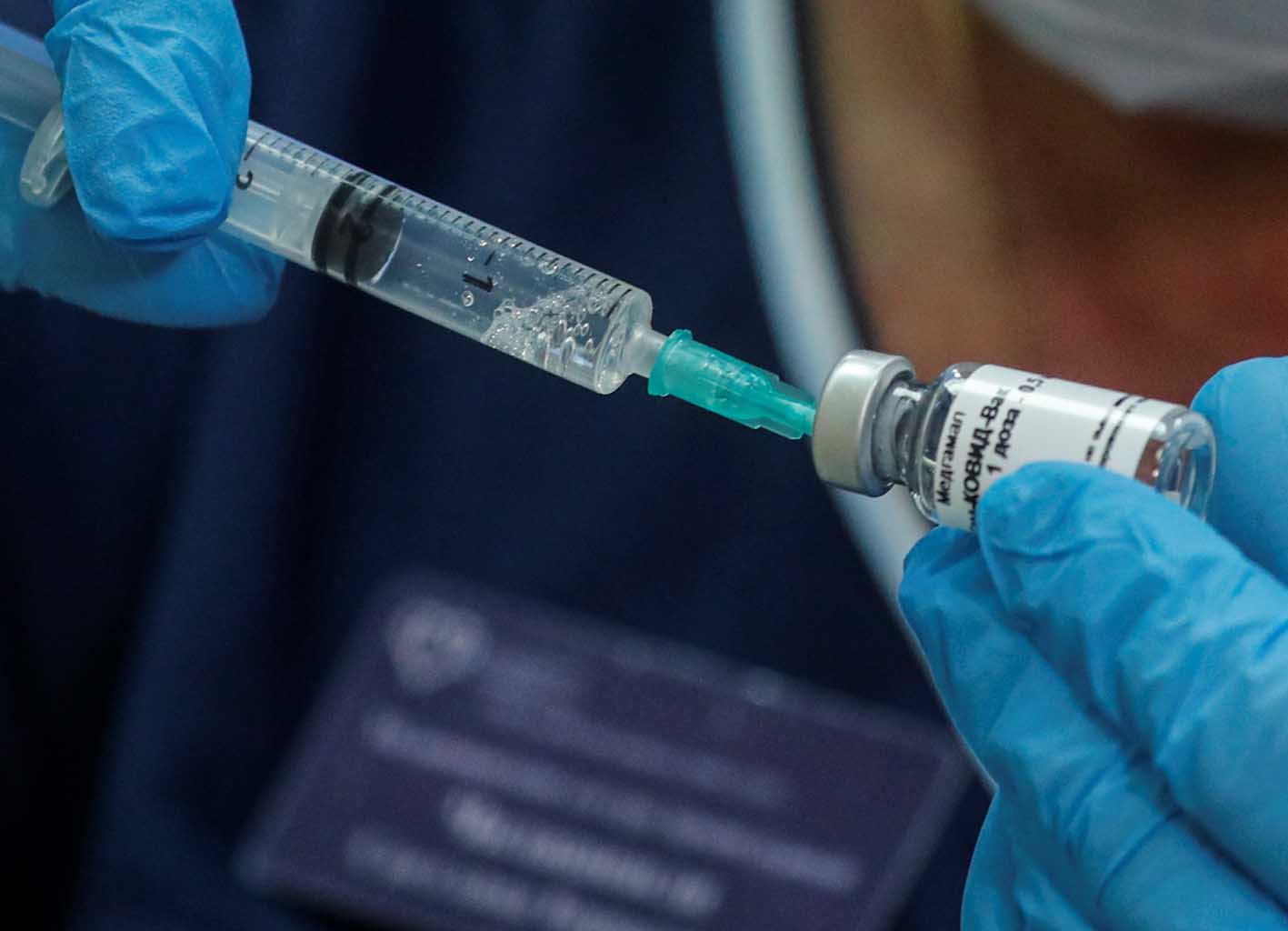 Most Colombians Won’t Get Covid-19 Vaccine Before 2022