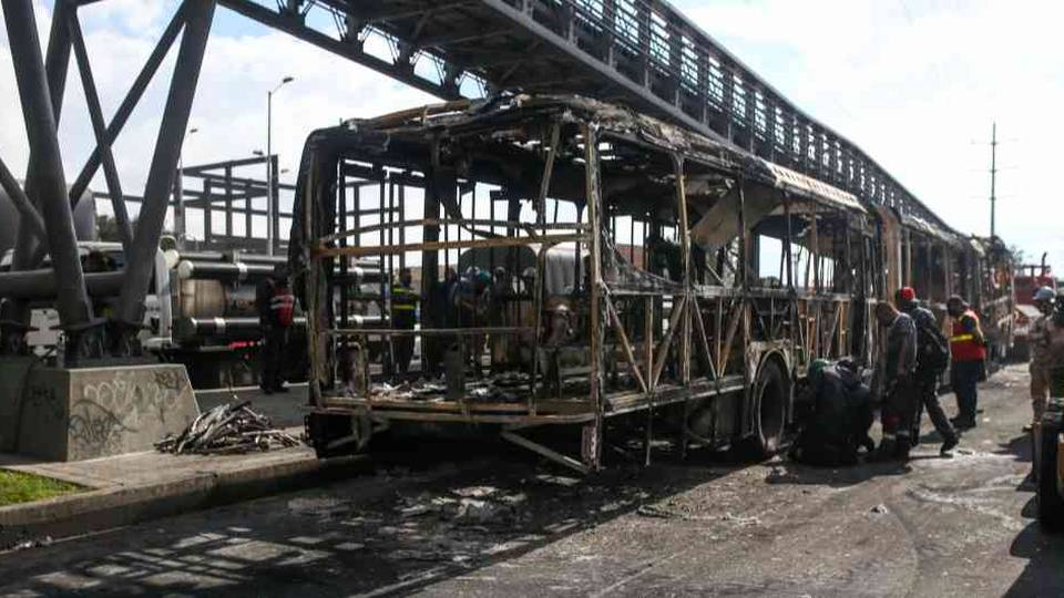 Daños por vandalismo a Transmilenio ascienden a más de 18 mil millones de pesos