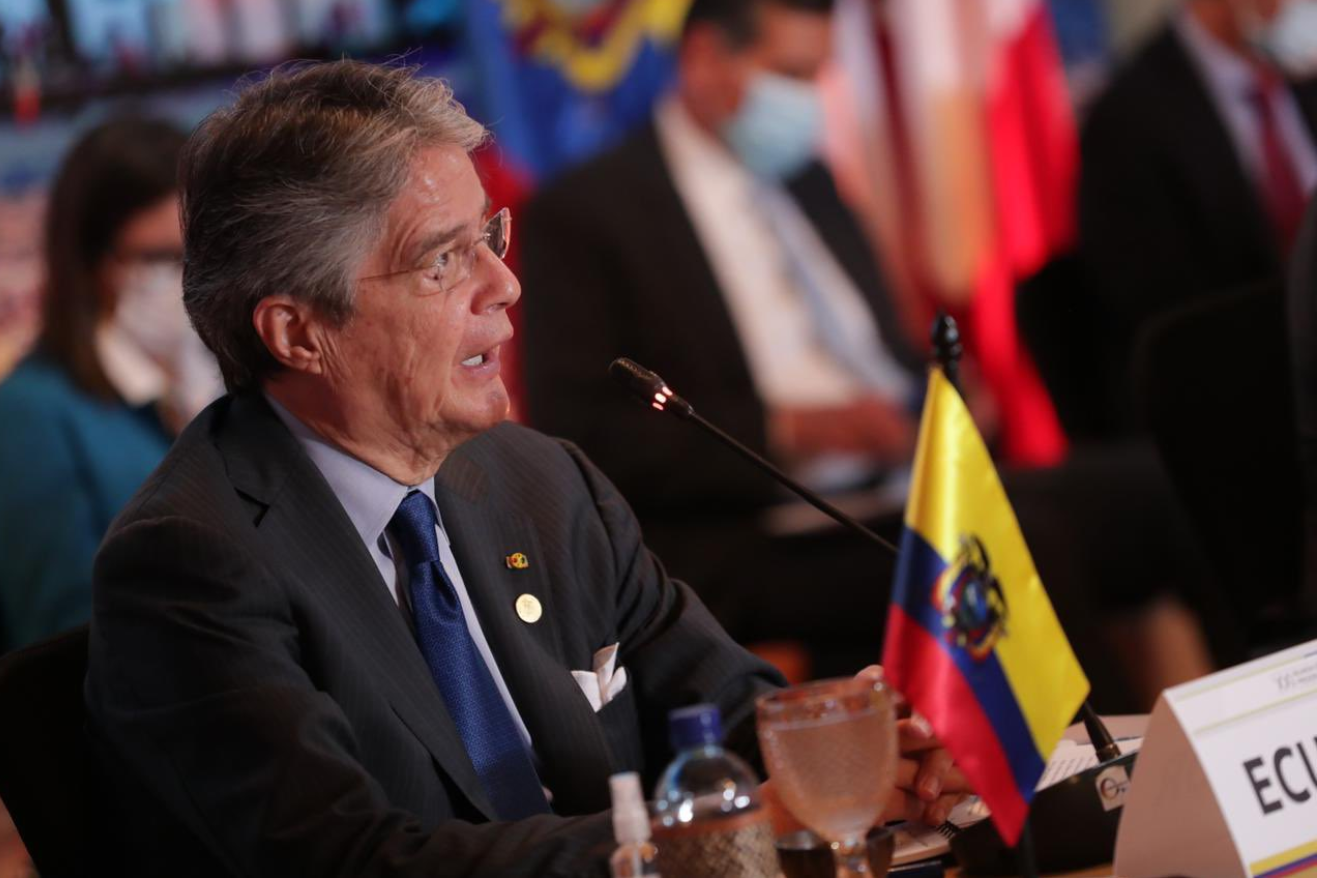 Presidente de Ecuador clama por una Cuba en libertad
