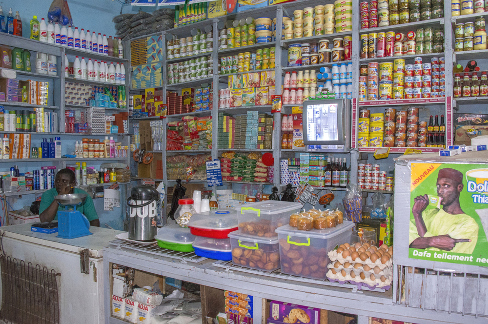 Tiendas de barrio en peligro de desaparecer por culpa del Paro promovido por la Extrema izquierda