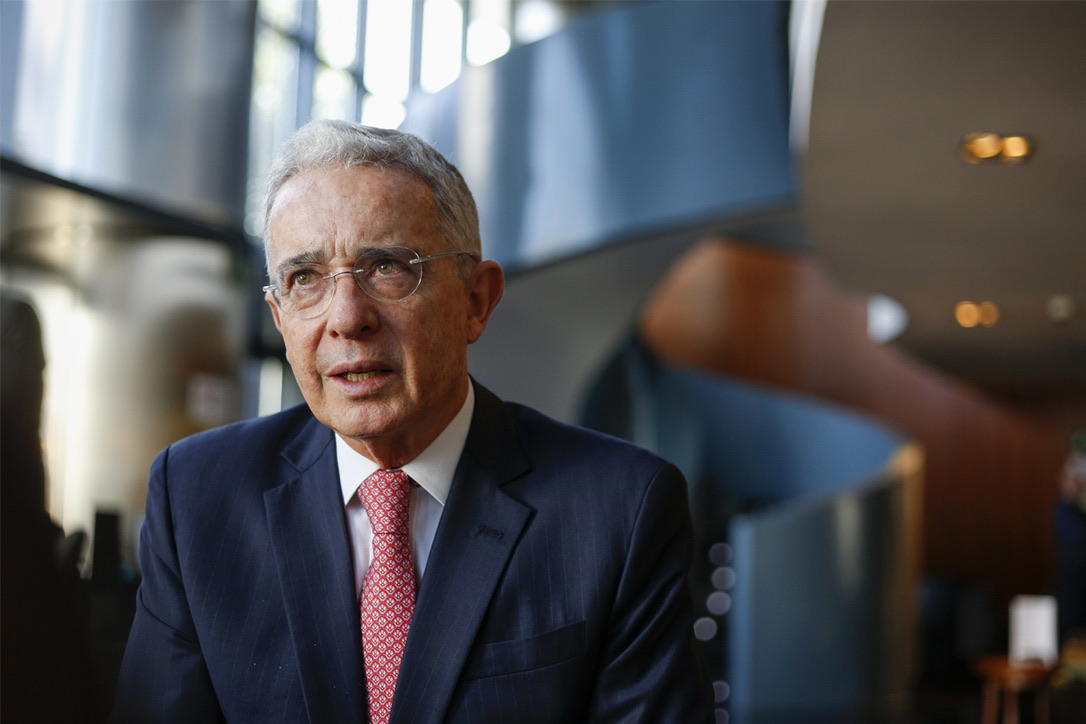 Uribe pide no derogar Ley de garantías