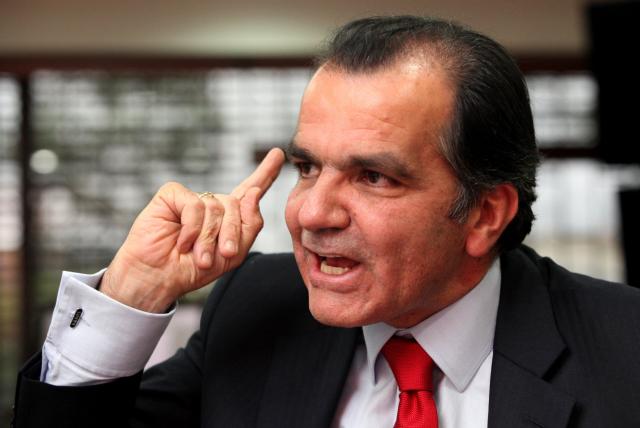 Conservadores desautorizan apoyo a Zuluaga.