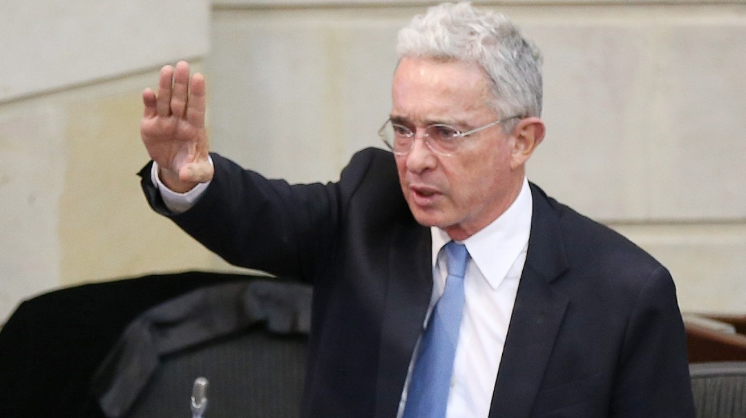 Centro Democrático a conclave