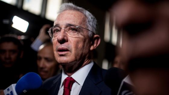 Ni Kafka se atrevió a tanto. Nueva presunta víctima en proceso contra Uribe