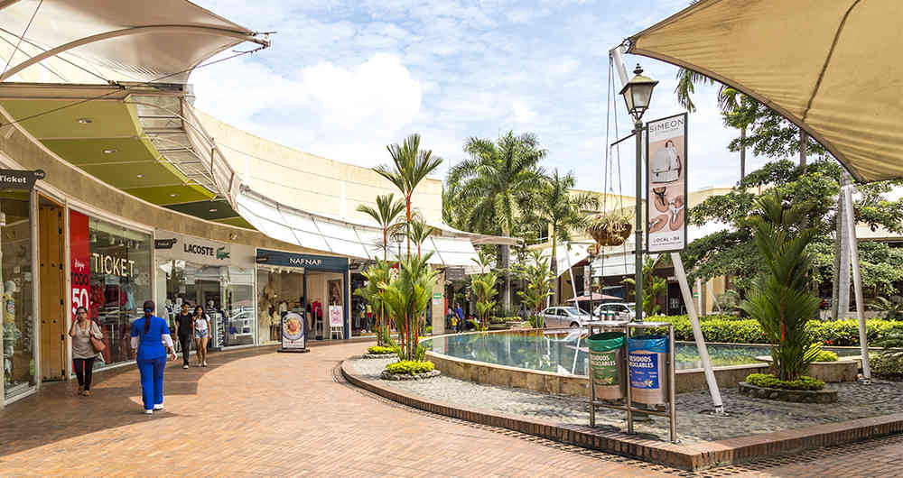 Pánico en centro comercial de Cali
