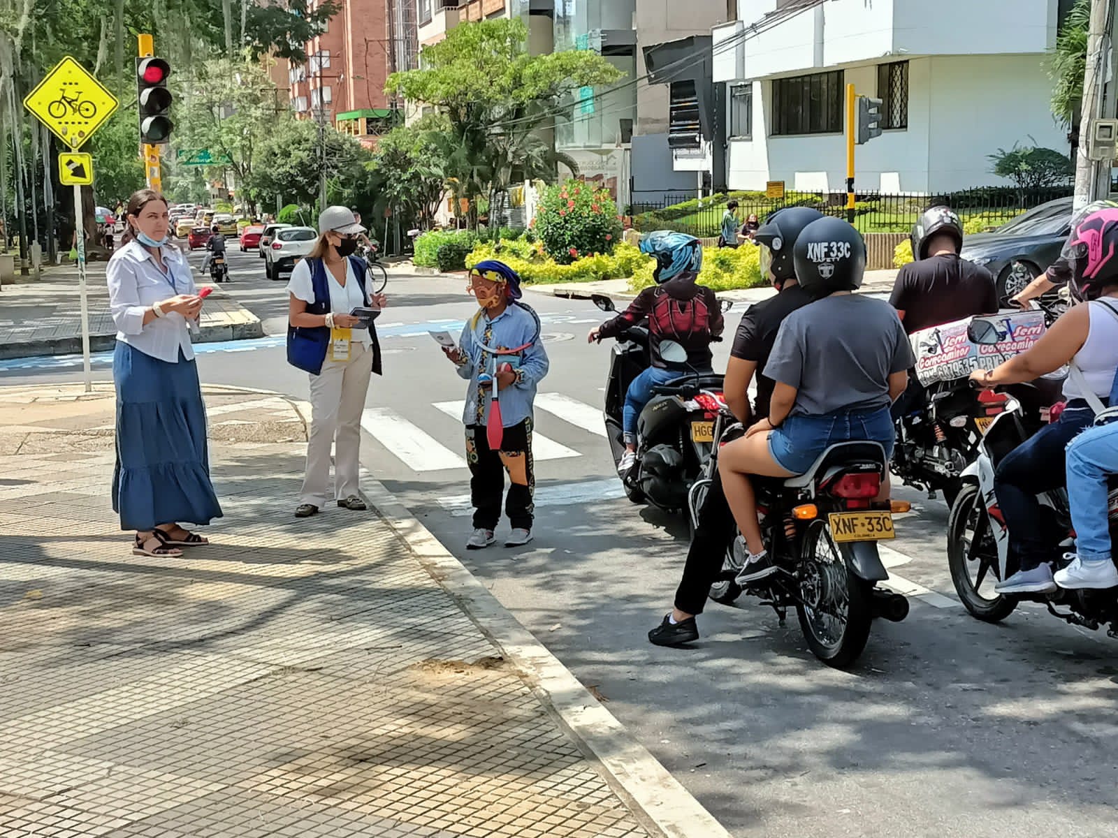 la candidata Patricia Celis se tomó las calles de Santander