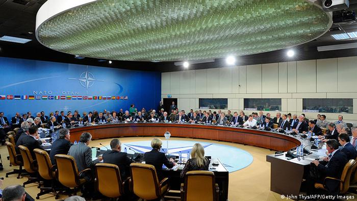 NATO starts cooperation with Colombia in defence education